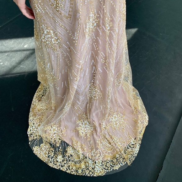 Beginning Boutique Meghan Formal Dress - Picture 3 of 5